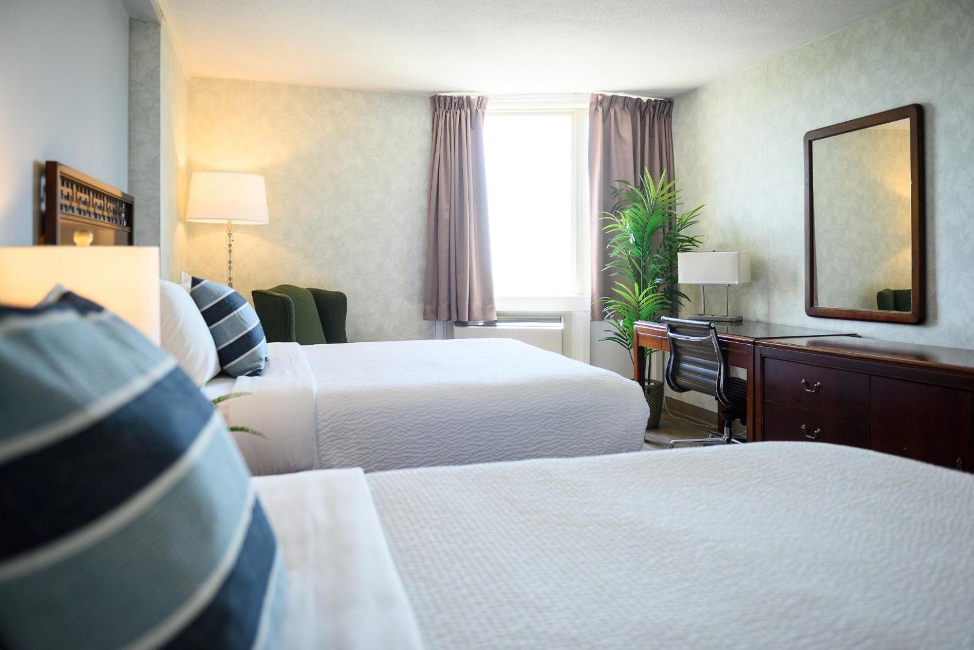 Rodd Grand Hotel 3*